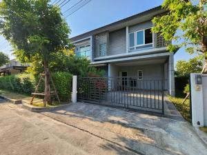 For RentHouseThaphra, Talat Phlu, Wutthakat : Single house for rent, The City Sathorn-Ratchaphruek, 80 sq m, 4 bedrooms, next to Terd Thai Road, fully furnished, near HomePro Kanlapaphruek.