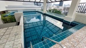 For SaleCondoRatchathewi,Phayathai : Condo in Victory Monument area, 31 sq m.
