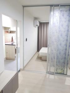 For RentCondoSamut Prakan,Samrong : Niche ID Sukhumvit 113, 6th floor, swimming pool view