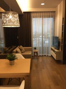 For RentCondoSukhumvit, Asoke, Thonglor : For rent: The Lumpini 24, corner room with 2 views, city view and pool view, no blocking buildings, open and comfortable view.