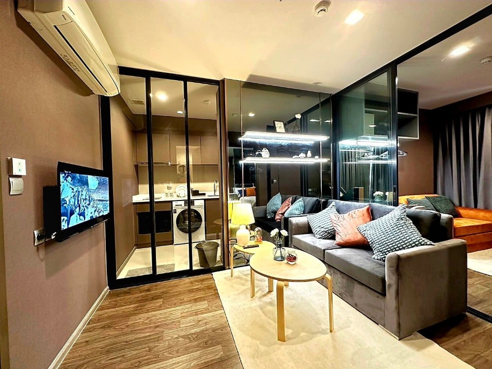 For RentCondoLadprao, Central Ladprao : 🔴24,000฿🔴 𝐂𝐨𝐧𝐝𝐨 𝐋𝐢𝐟𝐞 𝐋𝐚𝐝𝐩𝐫𝐚𝐨 𝐕𝐚𝐥𝐥𝐞𝐲 | Life Ladprao Valley ✅ Near MRT Phahon Yothin and department stores Happy to serve you 🙏✍️If interested, contact via Line. Responses very quickly @bbcondo88​ ✍️Property code​ 675-0714
