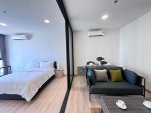 For RentCondoRatchathewi,Phayathai : For rent at XT Phayathai Negotiable at @home123 (with @ too)
