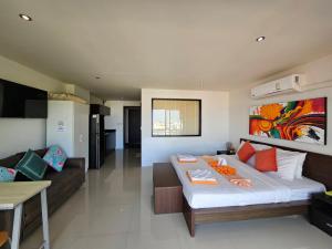 For SaleCondoPhuket : Call : 094-596-2465 Rush Sale Bayshore Ocean View Condominium (Patong-Kathu)