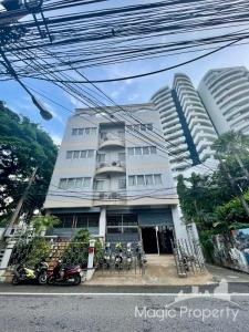For SaleShophouseSathorn, Narathiwat : 4 Floors Commercial Building For Sale on Yen Akat Rd, Chong Nonsi, Yan Nawa, Bangkok