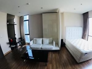 For RentCondoRatchadapisek, Huaikwang, Suttisan : Condo for rent, Ivy Ampio, ivy ampio, beautiful room, fully furnished, ready to move in.