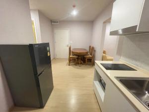 For RentCondoPinklao, Charansanitwong : Plum Pinklao, good location next to Pata Pinklao mall, 2 bedrooms, corner room, new room, fully furnished, available and ready for rent.