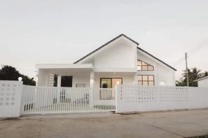 ขายบ้านเชียงใหม่ : บ้านสร้างใหม่ สารภี เชียงใหม่ ‼️ ราคา 1.9 ล้านบาท ‼️ 3 ห้องนอน 2 ห้องน้ำ ขนาดที่ดิน 60 ตารางวา