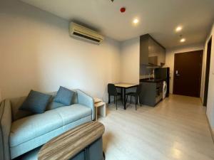 For RentCondoRama9, Petchburi, RCA : urgent !! Rare unit for rent, 2 bedrooms, 1 bathroom **Rhythm Asoke** The room goes very quickly, fully furnished, beautiful room.