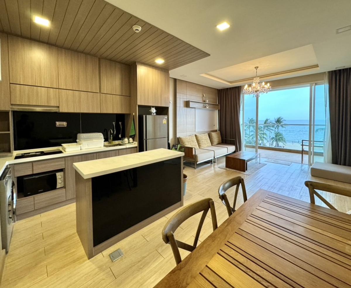 ให้เช่าคอนโดพัทยา บางแสน ชลบุรี สัตหีบ : Hot New🔥 Sea view and pool view , 2 bedrooms Size 99 sqm on 5th , very exclusive