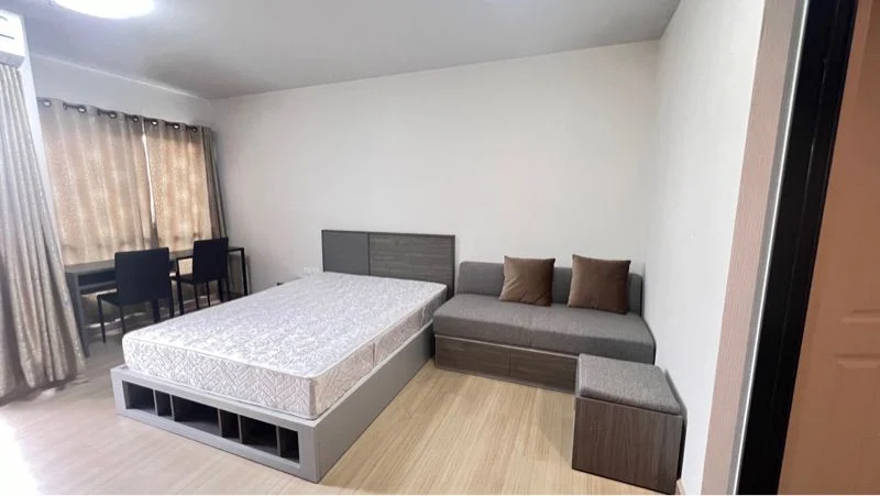 For RentCondoRama 8, Samsen, Ratchawat : Condo for rent, Supalai City Resort Rama 8, beautiful room with electrical appliances and furniture.
