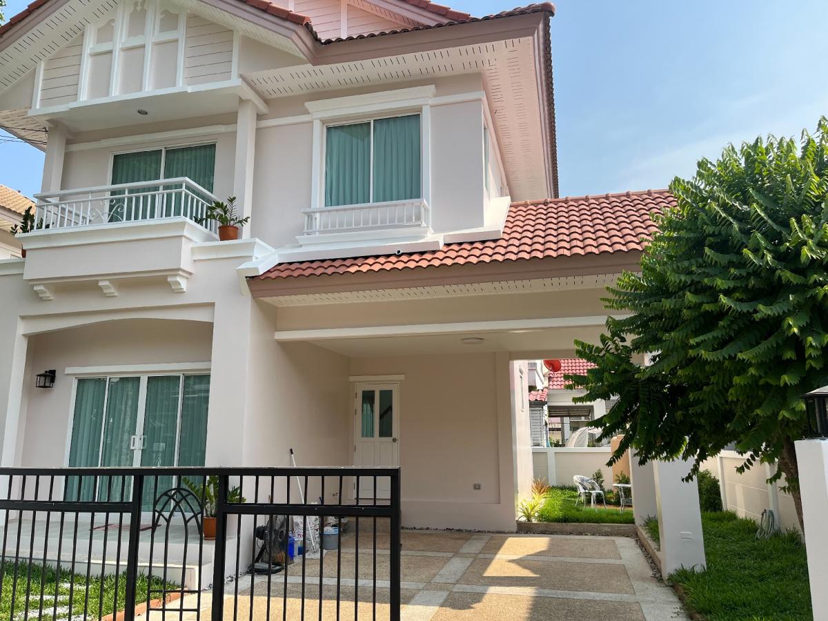 For SaleHouseLadkrabang, Suwannaphum Airport : Single house in Perfect Village Place Lat Krabang next to Robinson Lat Krabang. The whole house has been renovated and is ready to move in like a new home. Heart of the community