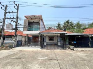 For RentHouseChiang Mai : A house for rent near by 10 min to Chongfah Sinseung Wanich Bamrung School, No.15H543
