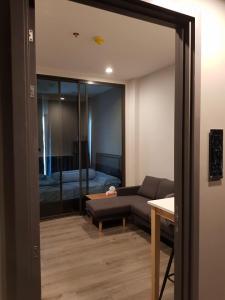 ให้เช่าคอนโดปิ่นเกล้า จรัญสนิทวงศ์ : ให้เช่าคอนโด 1 ห้องนอน ห้องสวย  Urbano ราชวิถี 🔥 ใกล้ MRT สิรินธร  🔥