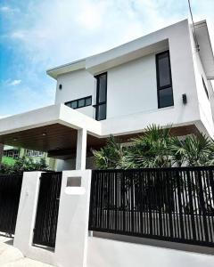 For SaleHouseBangna, Bearing, Lasalle : 🚩Single house Bangna Villa for sale In Soi Bangna Trad 39