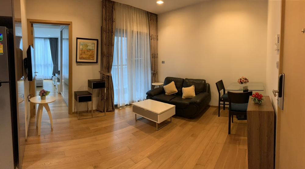 ให้เช่าคอนโดนานา : FOR RENT++ Ready to Move in ++ HYDE Sukhumvit 13 ห้องขนาดใหญ่ 1 ห้องนอน/1 ห้องน้ำ/1 ห้องนั่งเล่น ใกล้ BTS นานา เข้าอยู่ได้ทันที