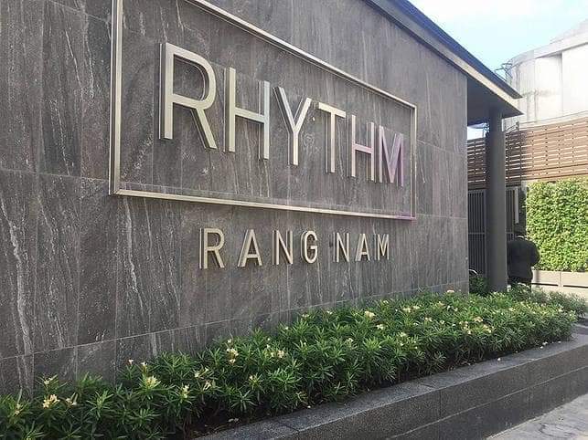 For SaleCondoRatchathewi,Phayathai : 💥 Condo for sale at Rhythm Rangnam. ✔️2 bedrooms, 2 bathrooms, 56.80 sq.m., 15th floor, east and ✔1 bedroom, 1 bathroom, 35 sq.m., 24 floor, Peace Park view ✔ Fully furnished, only 130 units University of BTS Victory Monument 🚈