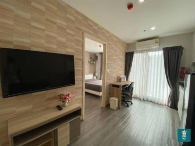 For RentCondoPattanakan, Srinakarin : For rent, Rich Park triple station, very good location, next to Huamark airport link, fully furnished, available at only 11,000 baht