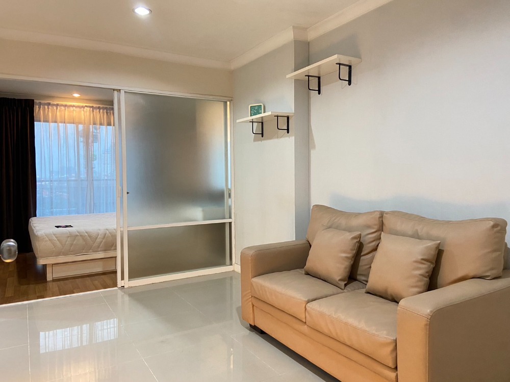 For RentCondoRama9, Petchburi, RCA : #Condo for rent Lumpini Place Rama9-Ratchada - 1 bedroom, 1 bathroom, 1 kitchen - 10th Floor, size 37 sq m - fully furnished  Rental Price 14,000 baht / month