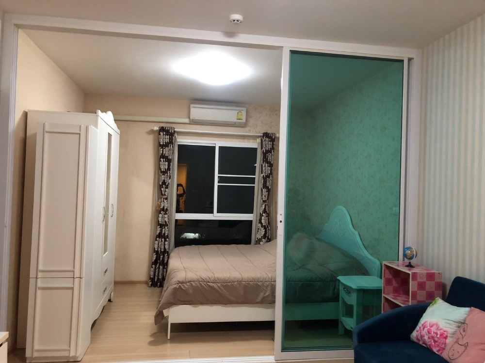 For SaleCondoPinklao, Charansanitwong : Beautiful room with wallpaper, UNIO Charan 3 (1 bed), 28 sqm, Building E, 3rd floor, with a washing machine, near Niti, near the pick up point to MRT Tha Phra