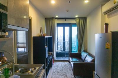 For SaleCondoBang Sue, Wong Sawang, Tao Pun : Sale with Tenant: IDEO Mobi Wongsawang 1 bed 30 sqm. Fully Furnished Only 1 step to MRT Purple line