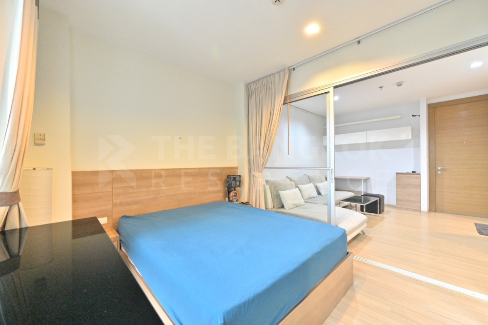 ขายคอนโดรัชดา ห้วยขวาง : 🔥ขายด่วน ถูกที่สุดในโครการ Rhythm Ratchada Huaikwang : 36 sq. m. 1 bedroom 1 bathroom Fully furnished