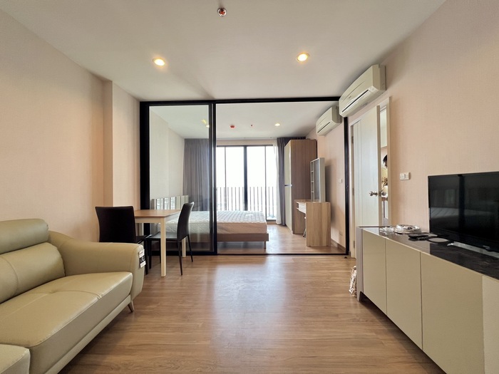 For RentCondoBang Sue, Wong Sawang, Tao Pun : 🔥🔥 Condo for rent, The Tree Interchange, area 36 sq m (1 bedroom), 31st floor, Building A, near Parliament, near MRT Tao Poon 🔥🔥