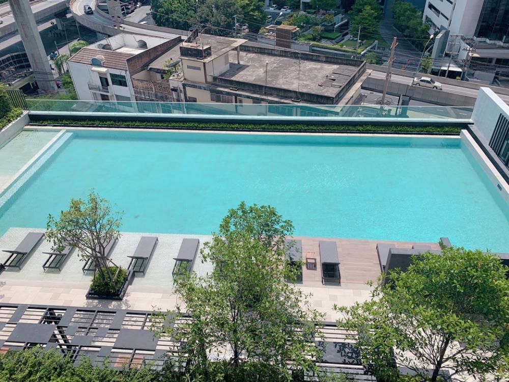 For SaleCondoRamkhamhaeng, Hua Mak : Selling loss ... Reducing millions ... before closing the project ... all free promotion .. 100% bank loan, comfortable installments.