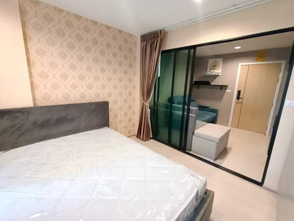 For RentCondoRama9, Petchburi, RCA : For rent Rise Rama 9 Condo, new room, pool view ห้อง