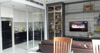 For RentCondoSathorn, Narathiwat : The Bangkok Sathorn - Beautifully Furnished 2 Bedrooms / 118.64 Sqm / Ready To Move In / Unblocked Views