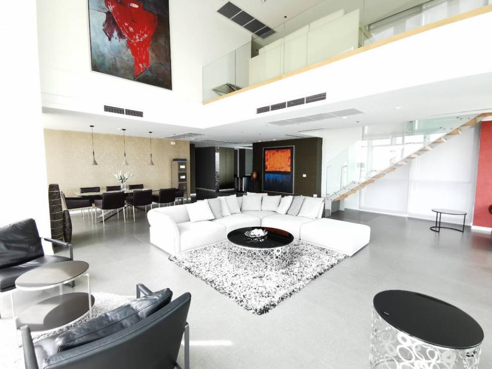ขายคอนโดวงเวียนใหญ่ เจริญนคร : The River 4bed duplex 328sqm 91.9 mil. Am: 0656199198