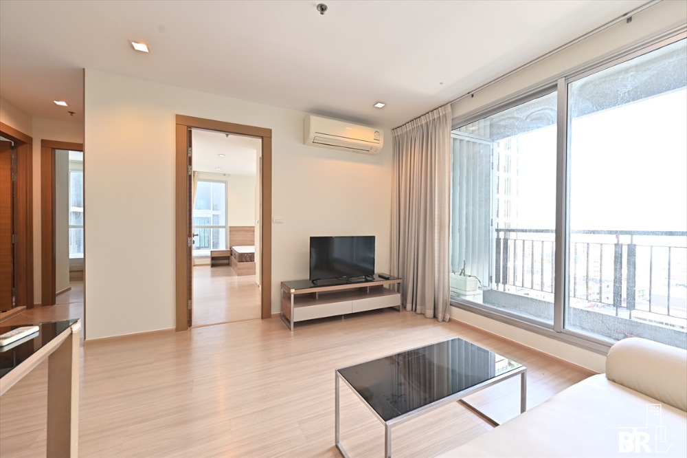 ขายคอนโดรัชดา ห้วยขวาง : 🔥 ขายด่วน ถูกมาก ห้องสวย RHYTHM Ratchada-Huaikhwang 2bed2bath 65sqm  8,100,000 ตำแหน่งดีมาก  ห้องสวย น่าอยู่ พร้อมเฟอนิเจอร์