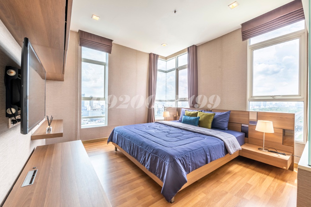 For RentCondoRatchathewi,Phayathai : 2-bedroom, 270-degree panoramic view at Ideo Verve Ratchaprarop for Rent