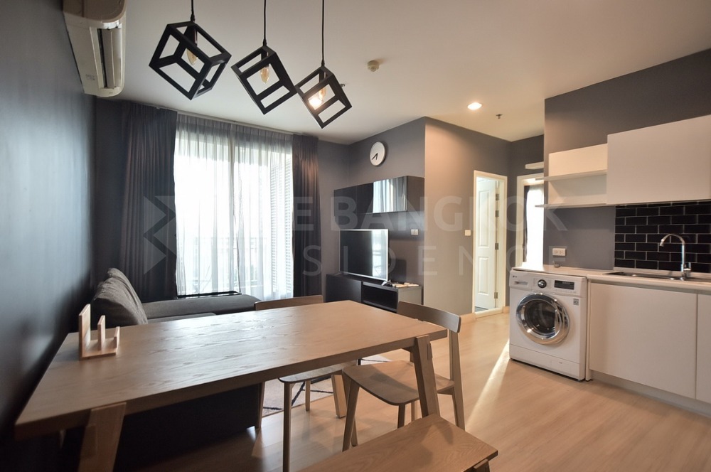 For SaleCondoลาดพร้าว เซ็นทรัลลาดพร้าว : ขายด่วน ห้องมุม ตำแหน่งดี Life Ladprao 18  2 bed 1 bath 55 sqm 5.2 ล้าน
