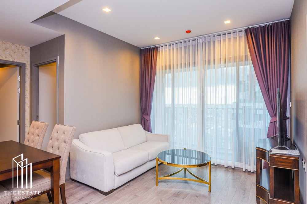 For SaleCondoLadprao, Central Ladprao : Condo For SALE / RENT *Whizdom Avenue Ratchada-Ladprao, high floor, corner room, east facing, well furnished SALE@11.4 MB / RENT@37,000 Baht