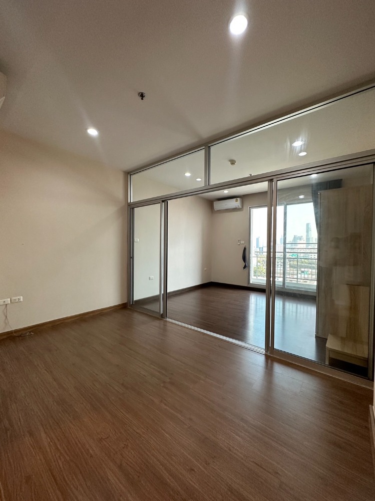 ขายคอนโดสาทร นราธิวาส : ขาย!! ศุภาลัย ไลท์ สาทร เจิญราษฏร์ คอนโด ย่านสาทร 34.5 ตร.ม. **2.38 ล้านบาท  ชั้น 5-10 ราคาดีที่สุดในโครงการ(Ref.No.8451)