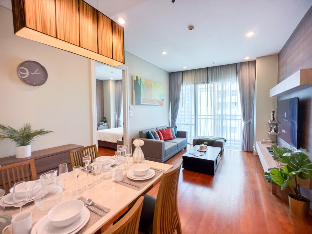 For RentCondoSukhumvit, Asoke, Thonglor : +++Urgent rent+++ Bright Sukhumvit 24** near BTS Phrom Phong** 2 bedrooms, 88 sq m., ready to move in!!