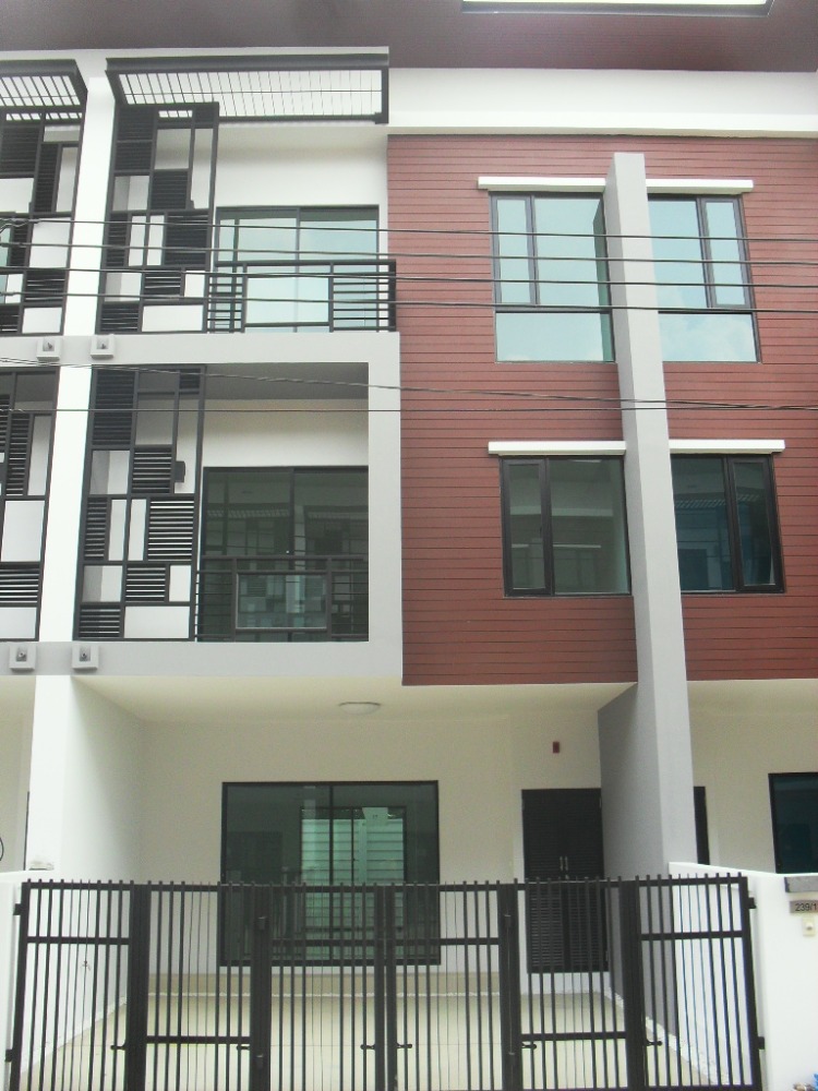 For RentTownhouseBangna, Bearing, Lasalle : Townhome for Rent , iField Bang-na  price 25,000 baht