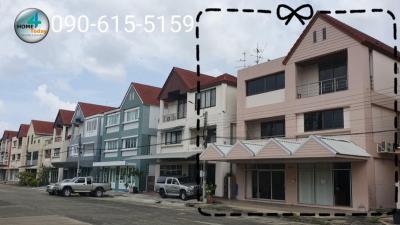 For SaleShophouseNawamin, Ramindra : ‼ ️ Urgent sale, 3-storey commercial building, Panya Lake Home Village, Nimitmai Rd. (Panya Lake Home) 5.5 million baht‼ ️