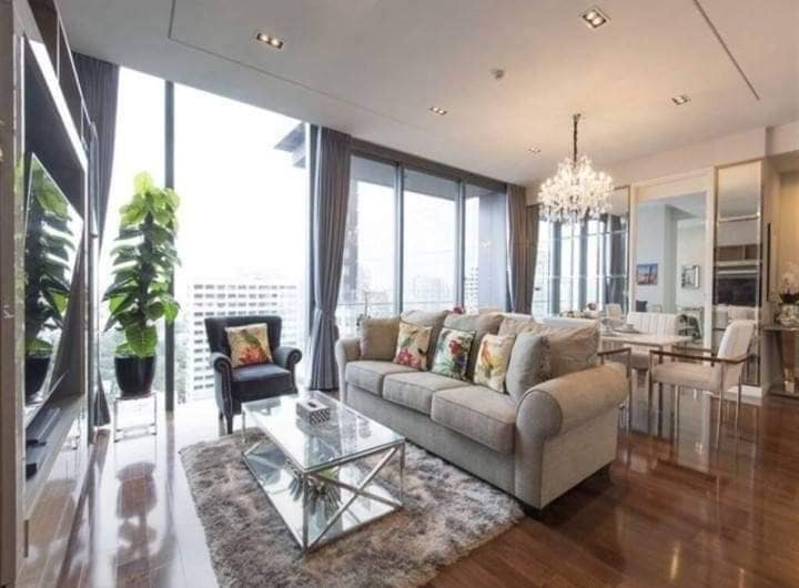 For RentCondoSukhumvit, Asoke, Thonglor : Rental: Viterio Sukumvit 39 Condo with Large Balcony