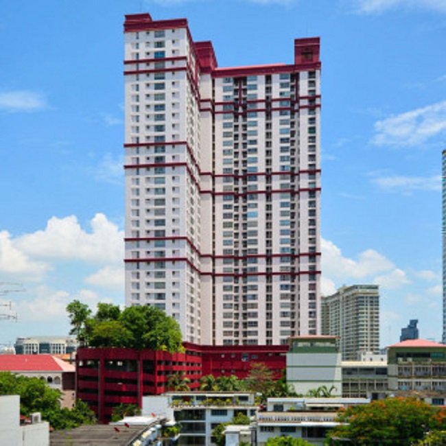 For SaleCondoRatchathewi,Phayathai : Selling price per sq m. Less than a hundred thousand, near BTS Phaya Thai, 80 meters Pathumwan Resort Pathumwan Resort, 2 bedrooms, 2 bathrooms, size 75 sq m., large size, affordable price, only 6.99 MB, call 0922610895 June