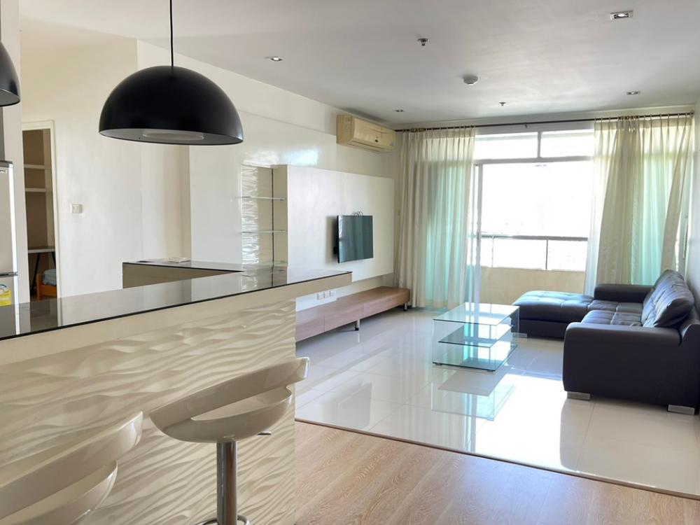 For SaleCondoNana, North Nana,Sukhumvit13, Soi Nana : !!!Urgent sale...Ready to move in...very good price!!! Sukhumvit City Resort (Sukhumvit City Resort) 2 bedrooms, 2 bathrooms, 96 sq.m., 20th floor. If interested, contact 0894414445 or Line id: bell_st