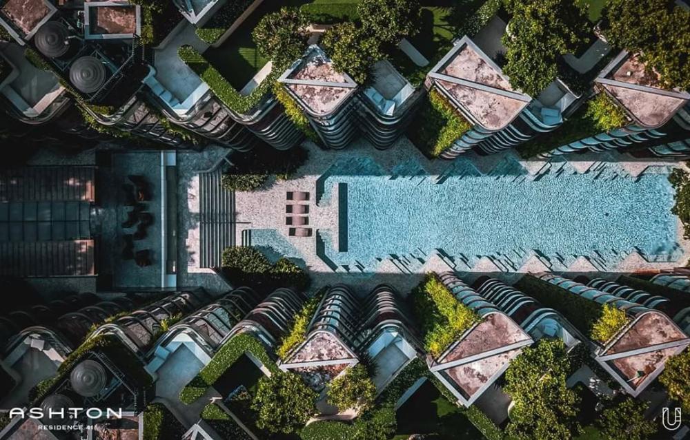 For SaleCondoSukhumvit, Asoke, Thonglor : Sell Luxury Condo Phrom Phong-Thonglor!! Ashton residence 41 Aston Residence Sukhumvit 41 2/2 bed 69 sq m, price 12.5 million baht, 6th floor, pool view.