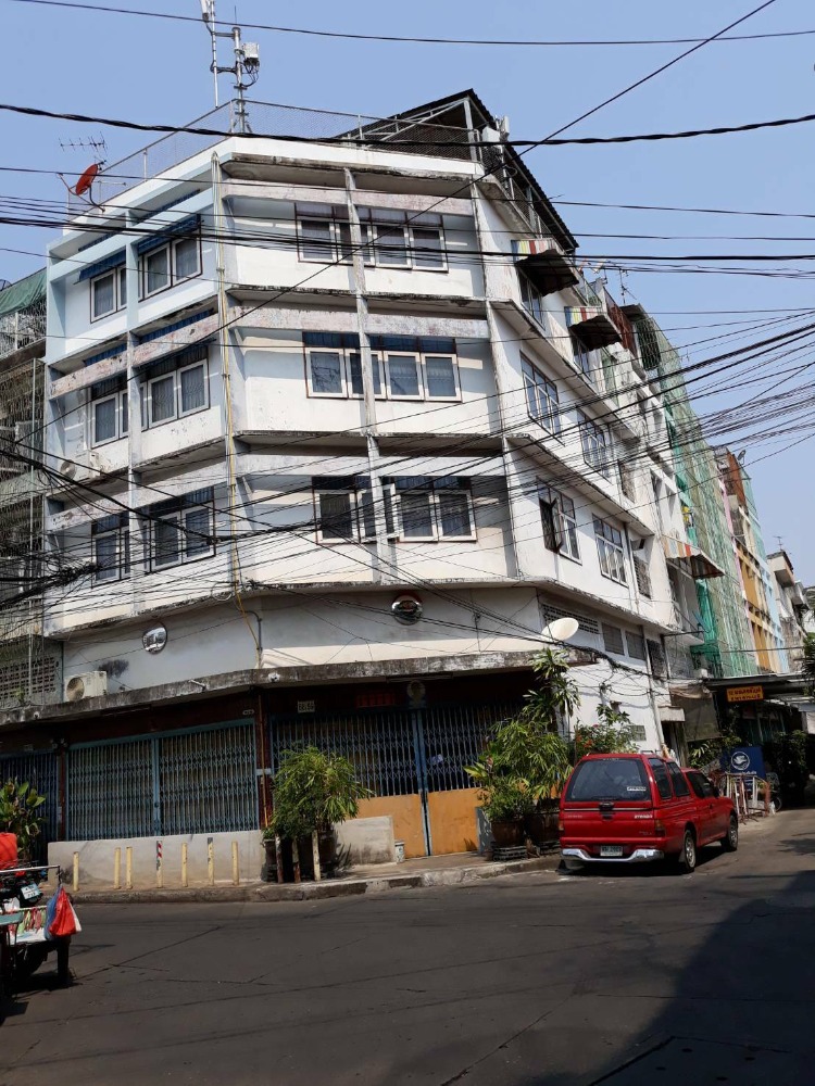 For SaleShophouseYaowarat, Banglamphu : Sale loss commercial buildings, 5-storey commercial building, Rong Muang Nak Bamrung Road, Bamrung Muang Road, Khlong Maha Nak, Pom Prap Sattru Phai District