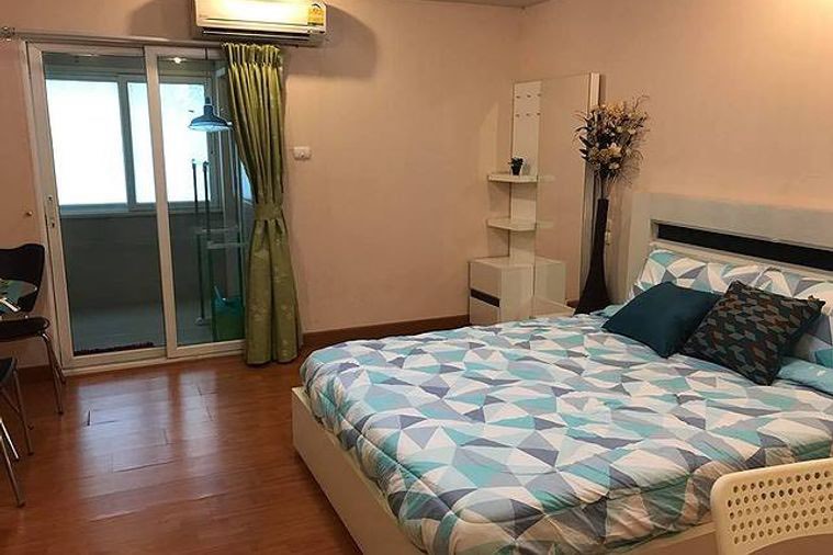 For RentCondoRatchadapisek, Huaikwang, Suttisan : For rent: Happy Condo Ratchada 18, beautiful room, newly decorated, built-in furniture.