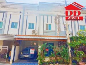 For SaleTownhouseChachoengsao : Townhome Lio Bang Phra Chachoengsao near Wat Luang Pho Sothon Sold with furniture Ready to move in. Lio Chachoengsao-Baangpra Project: Lio Bang Phra