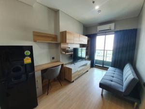 For RentCondoRatchathewi,Phayathai : SN391 Condo for rent at Lumpini Ville Din Daeng (near Victory Monument), built-in room. Price comes down a lot.