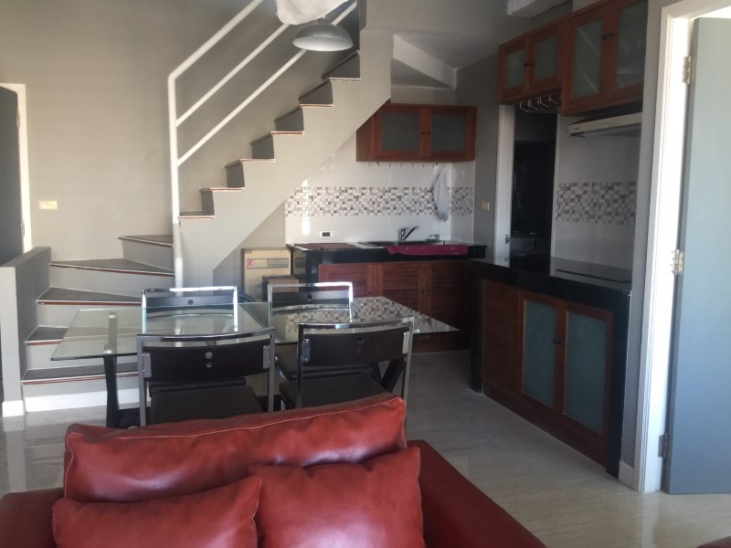 For SaleCondoSilom, Saladaeng, Bangrak : Sale or Rent Duplex Room Silom Suite Condo (Sathorn 12)