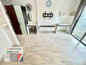 For SaleCondoRama9, Petchburi, RCA : For Sell Ideo Mobi Rama 9 studio room 22sqm. Special Price 3,490,000 Baht *** Fees and taxes are included. Near Phraram Kao 9 MRT Station 80 meters
