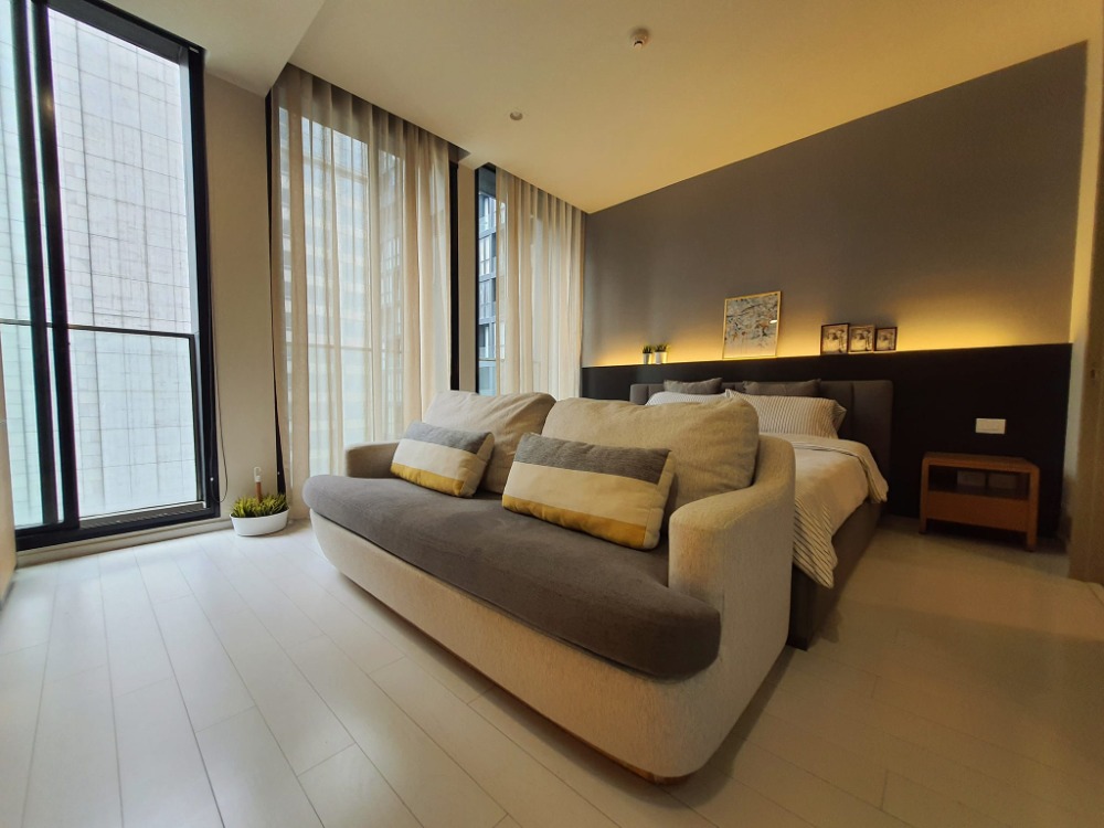 For RentCondoWitthayu, Chidlom, Langsuan, Ploenchit : +++Urgent rent+++ Noble Ploenchit*** 1 bedroom, size 45 sq.m., fully furnished, ready to move in.