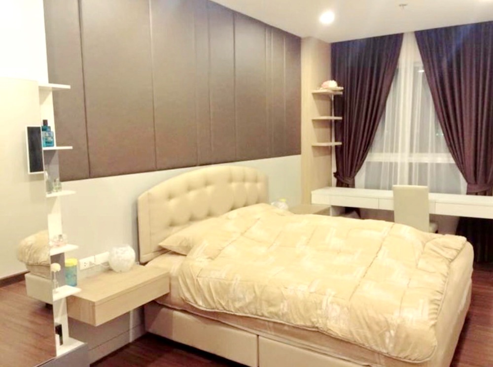 For SaleCondoSathorn, Narathiwat : 2858😍 For SELL ขาย 1 ห้องนอน🚄ใกล้ BTS สุรศักดิ์🏢ศุภาลัย ไลท์ เจริญราษฎร์ Supalai Lite Charoenrat🔔พื้นที่:49.00ตร.ม.💲ขาย:4,300,000฿📞O99-5919653,065-9423251✅LineID:@sureresidence
